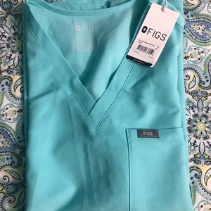 Figs fresh aqua medium catarina top one pocket